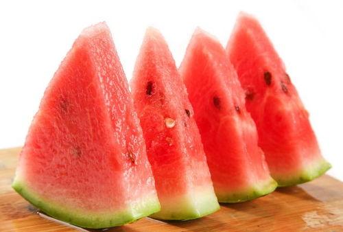 吃瓜杯糖果,甜蜜滋味，尽享夏日清凉